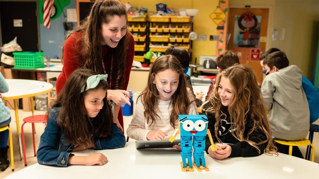 Marty in the Classroom Students using Marty the Robot