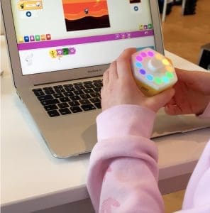 Cog-and-Blocks-Jr Robotical Cog in the Classroom